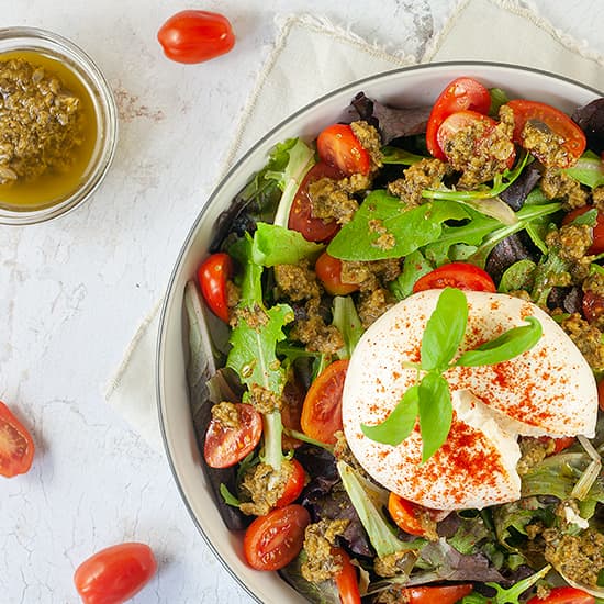Burrata salade met pesto