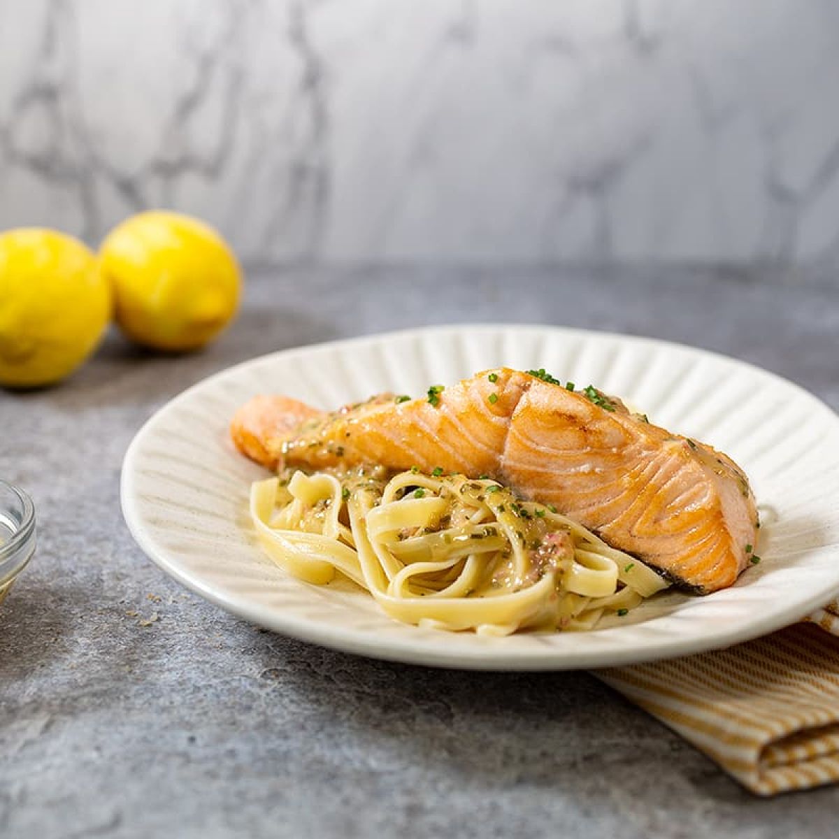 Zalm met citroensaus - lekker met pasta