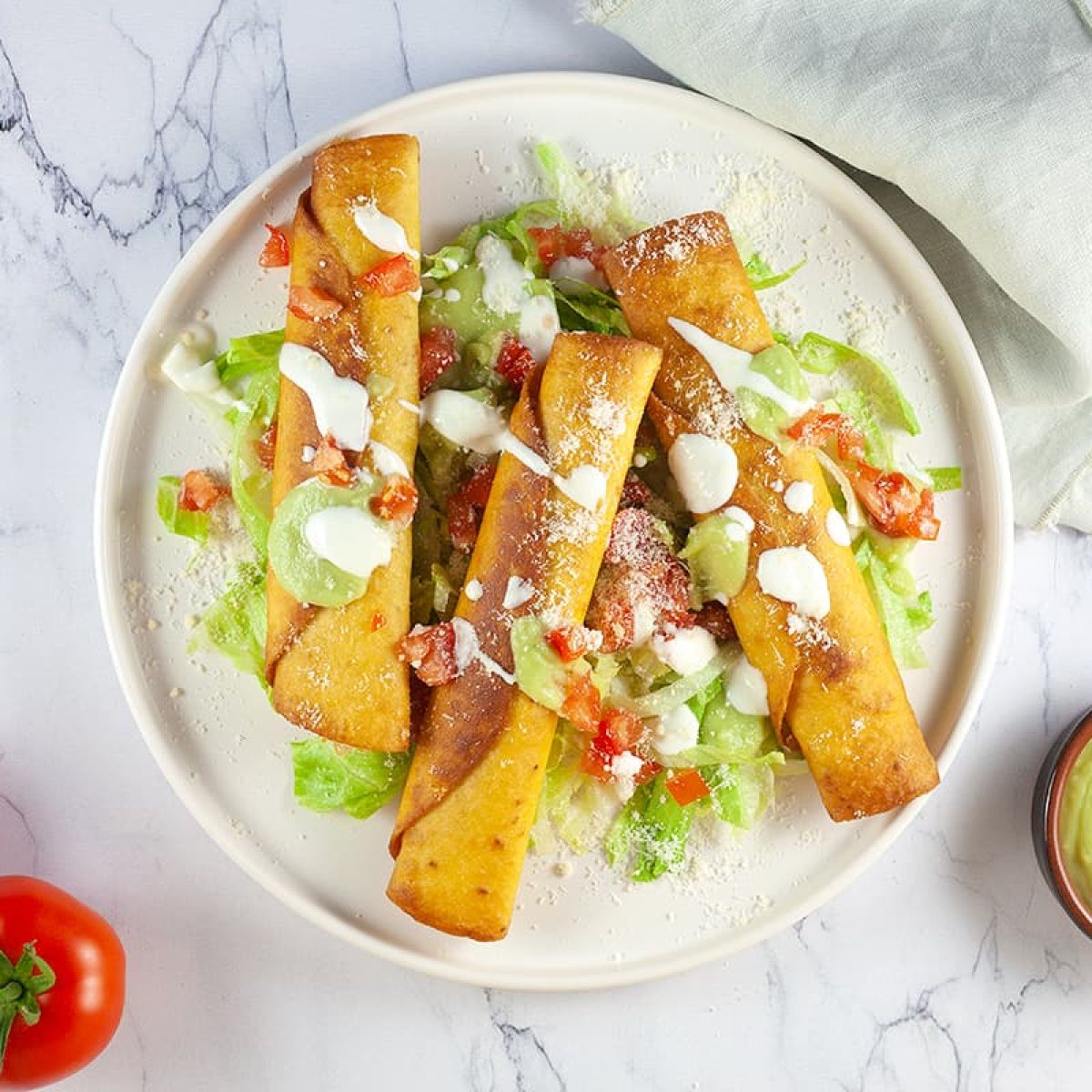 Taquitos met kip - Mexicaase gevulde opgerolde tortillas