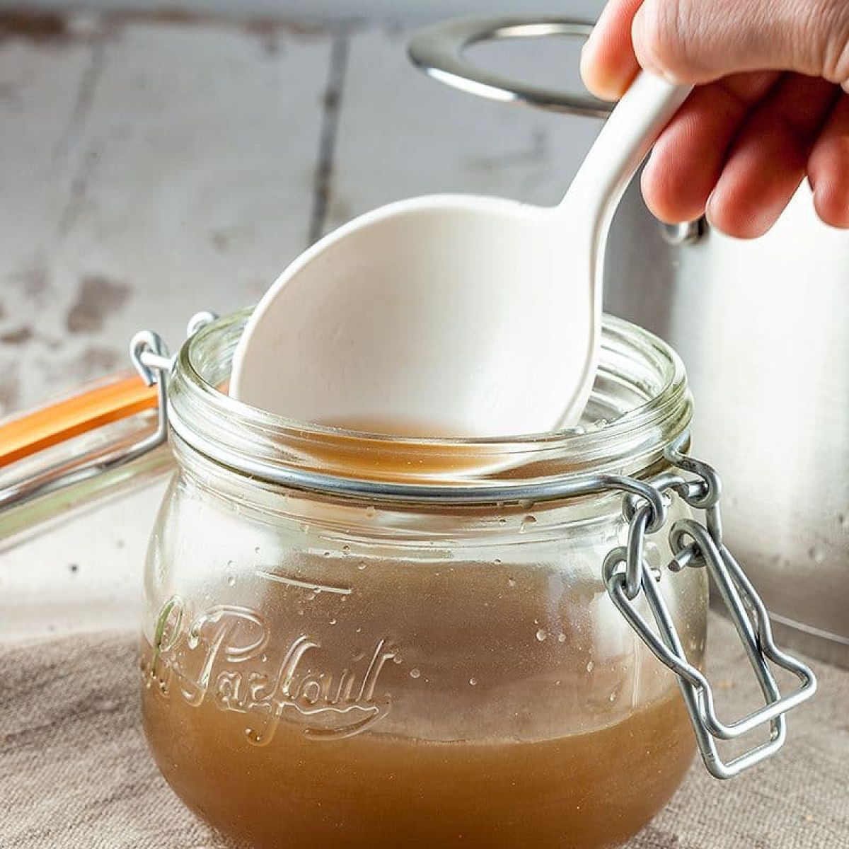 Zelf champignonbouillon maken