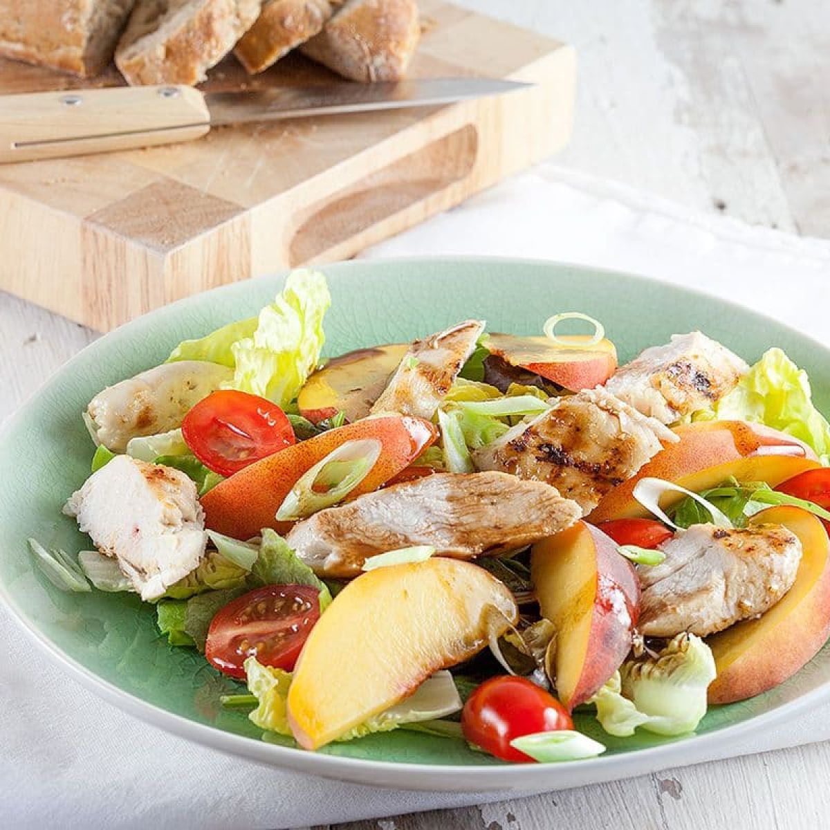 Kip-perziksalade
