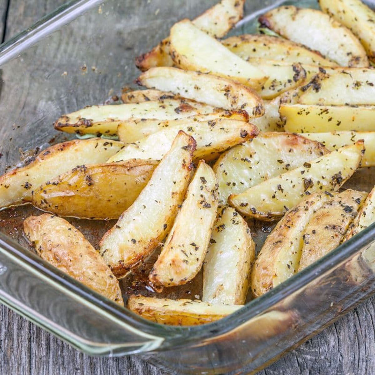 Pittige aardappelpartjes uit de oven