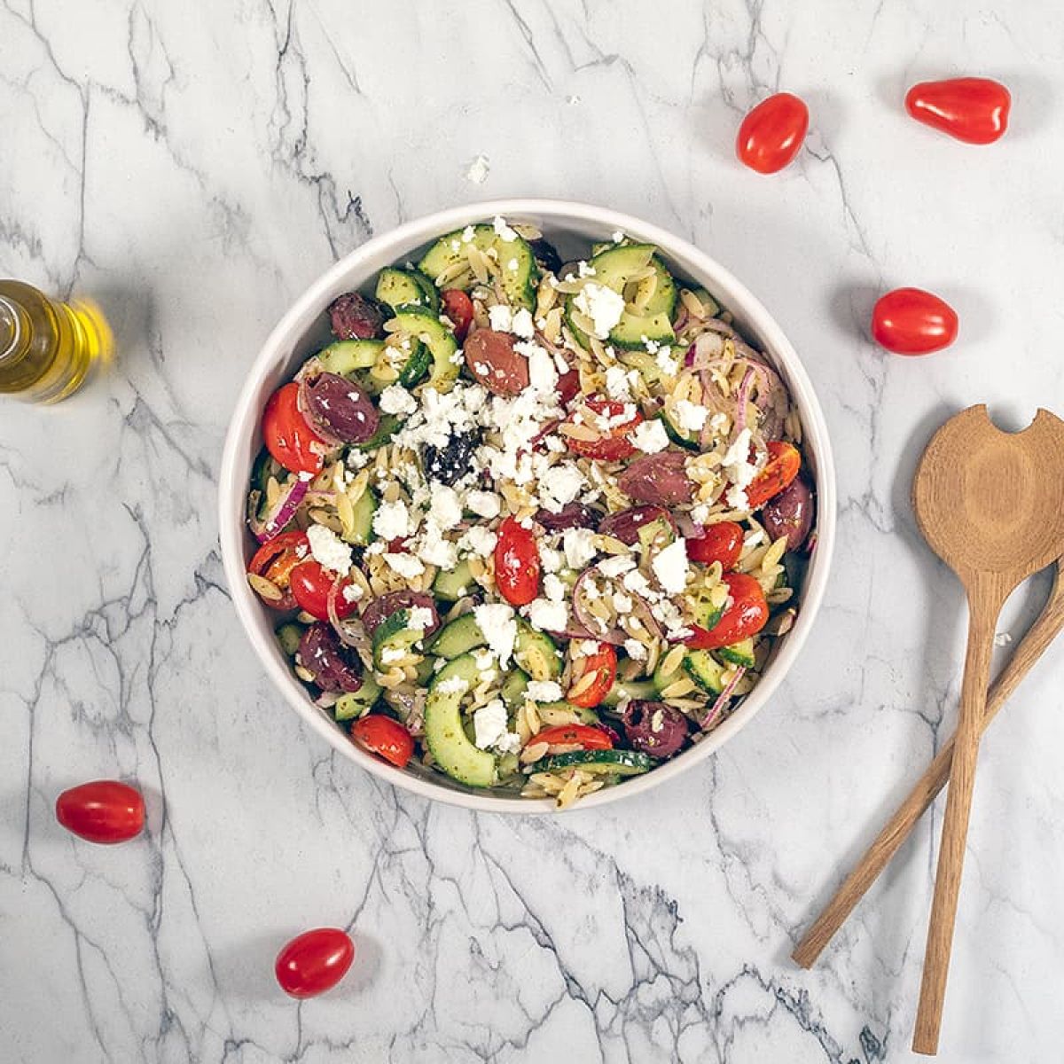 Griekse orzo salade - met een frisse citroendressing