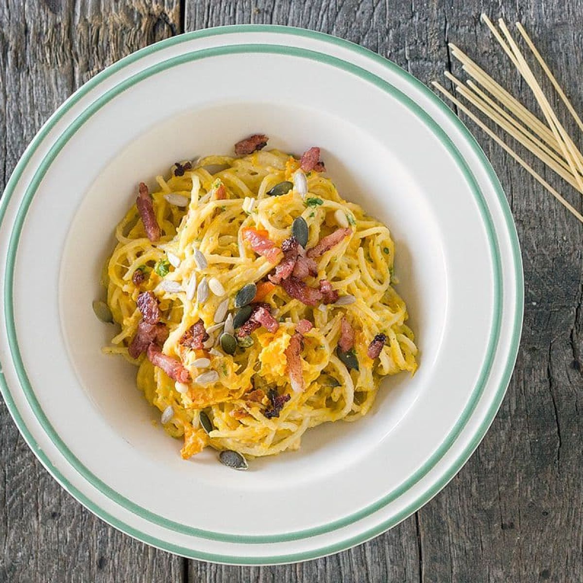 Spaghetti met pompoen-kaassaus