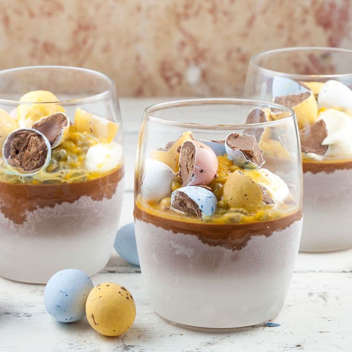 Chocolade parfait met passievrucht