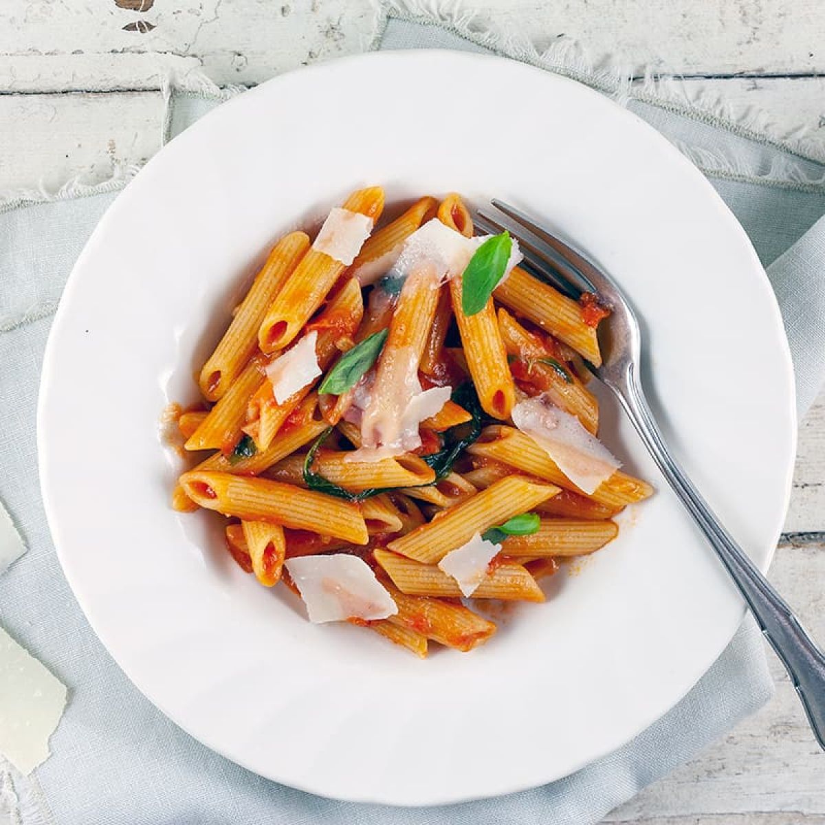 Penne all'arrabiata - pasta in een pittige saus