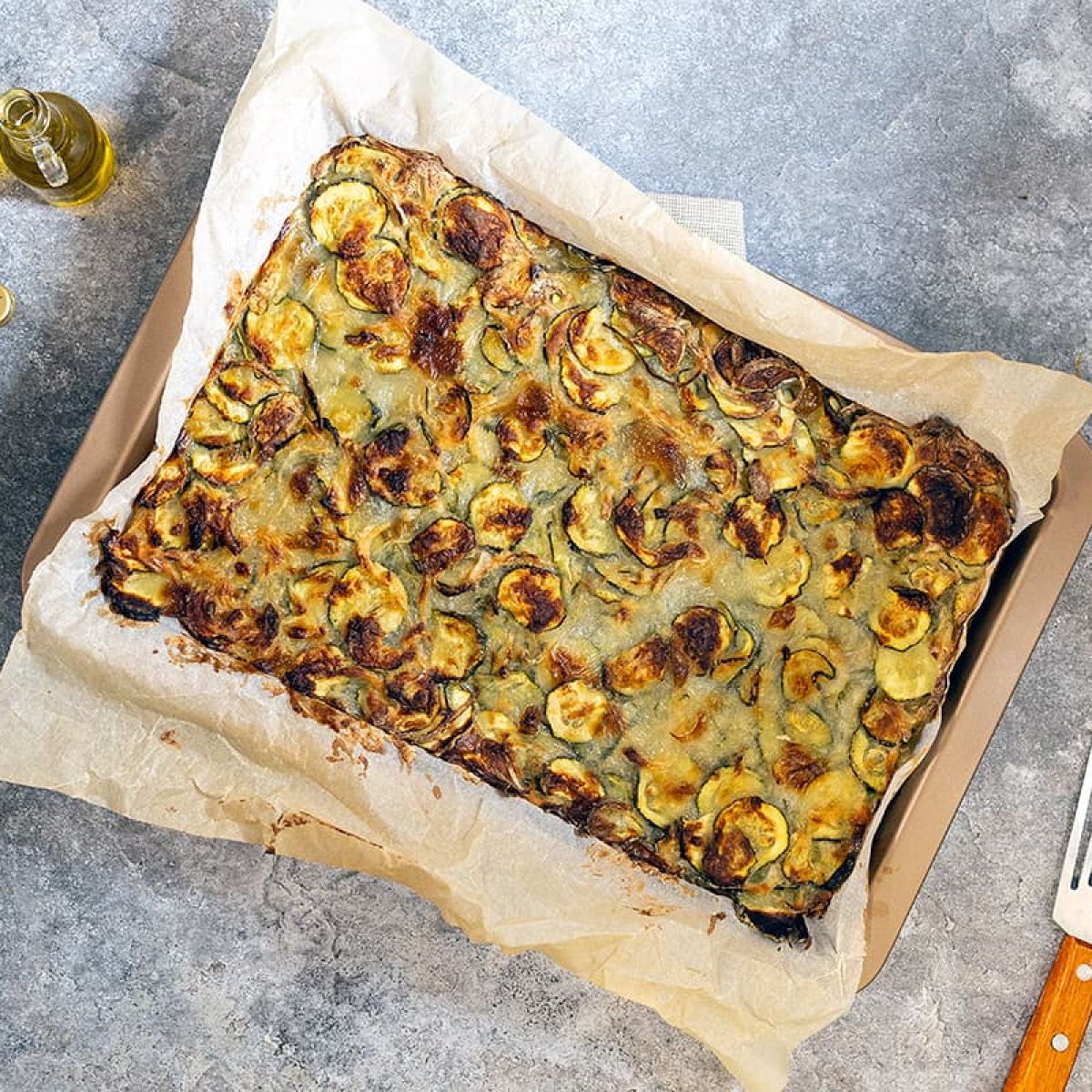 Italiaanse scarpaccia - hartige courgettetaart