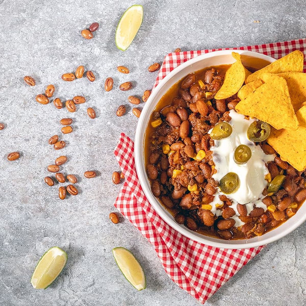 Mexicaanse bonenstoof met gehakt en maïs