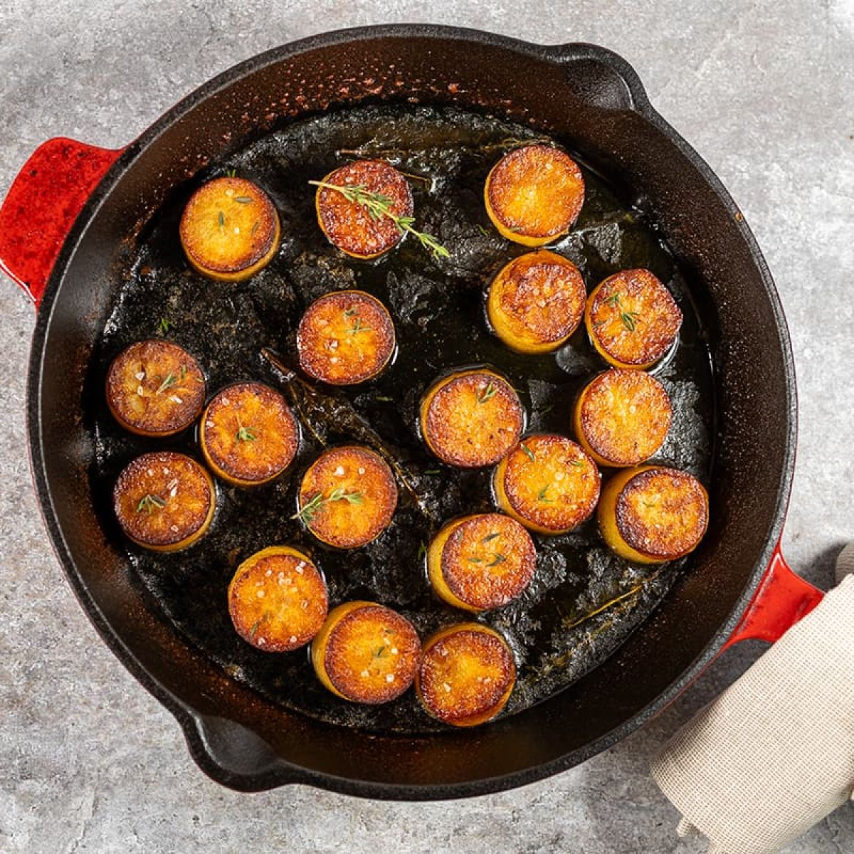 Fondant aardappelen - krokante aardappelen met een boterzachte binnenkant