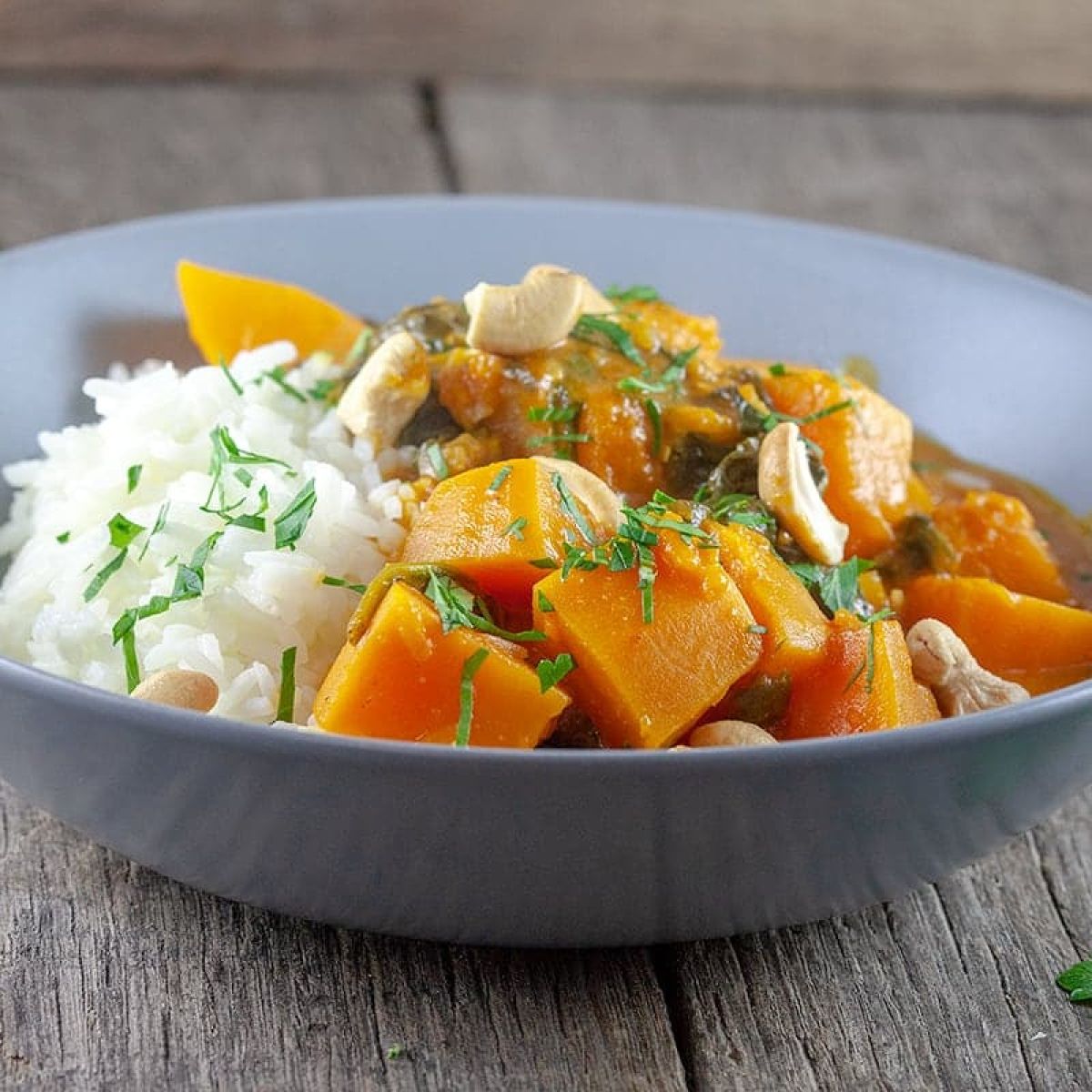 Pompoen curry met spinazie