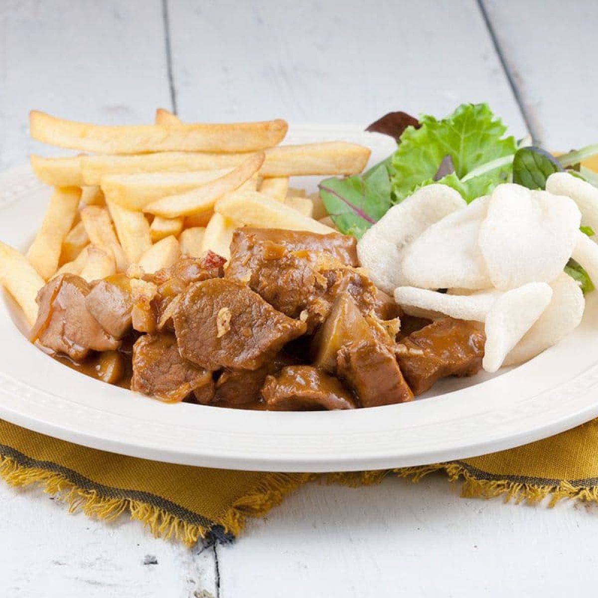 Duvelkesvlees - lekker pittig stoofvlees in pindasaus