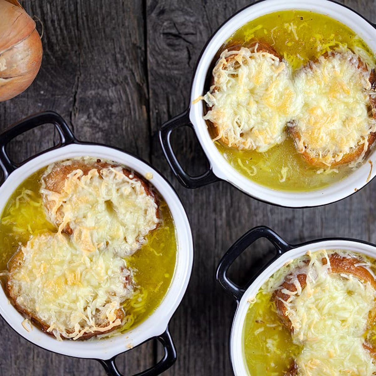 Franse uiensoep - klassiek recept