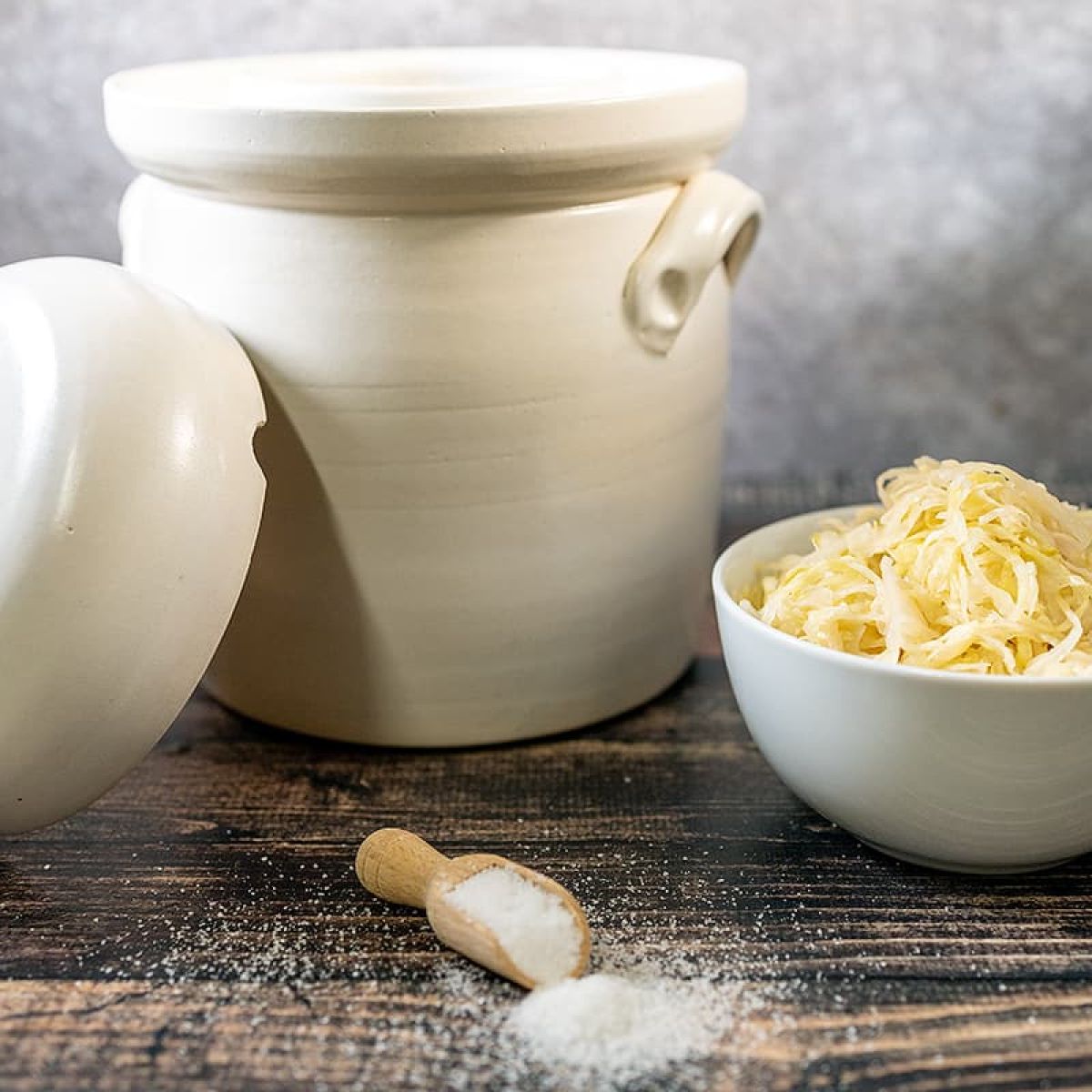Zelf zuurkool maken (gefermenteerde witte kool)