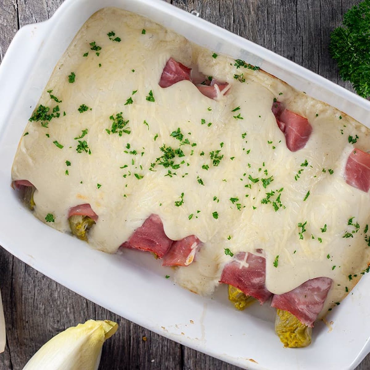 Witlof met ham en kaassaus