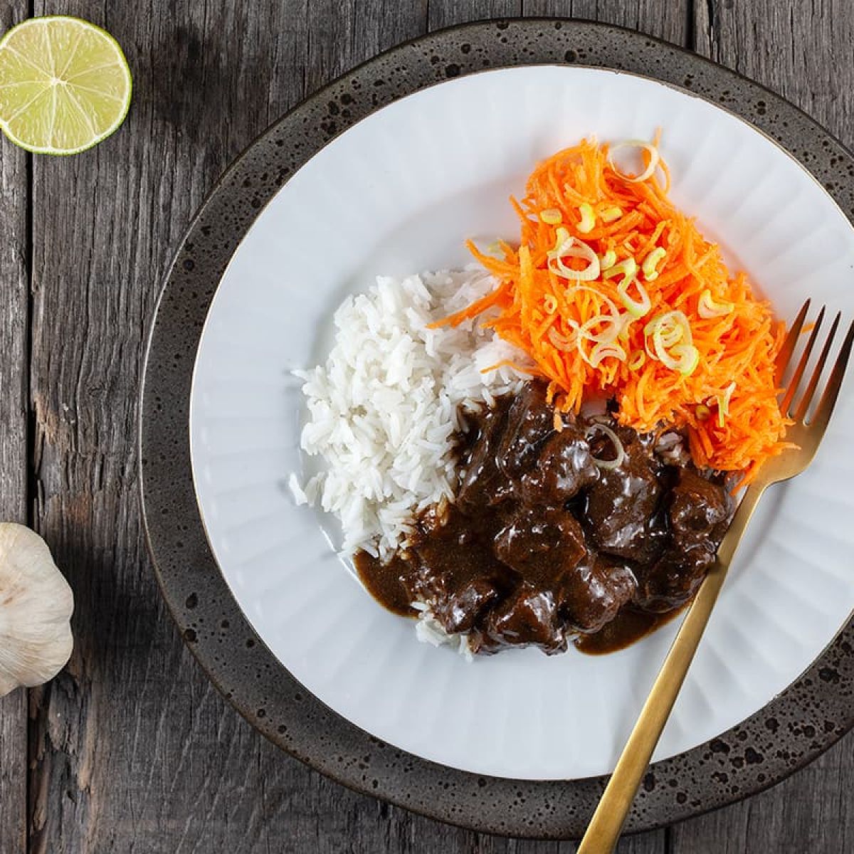 Lapis Daging