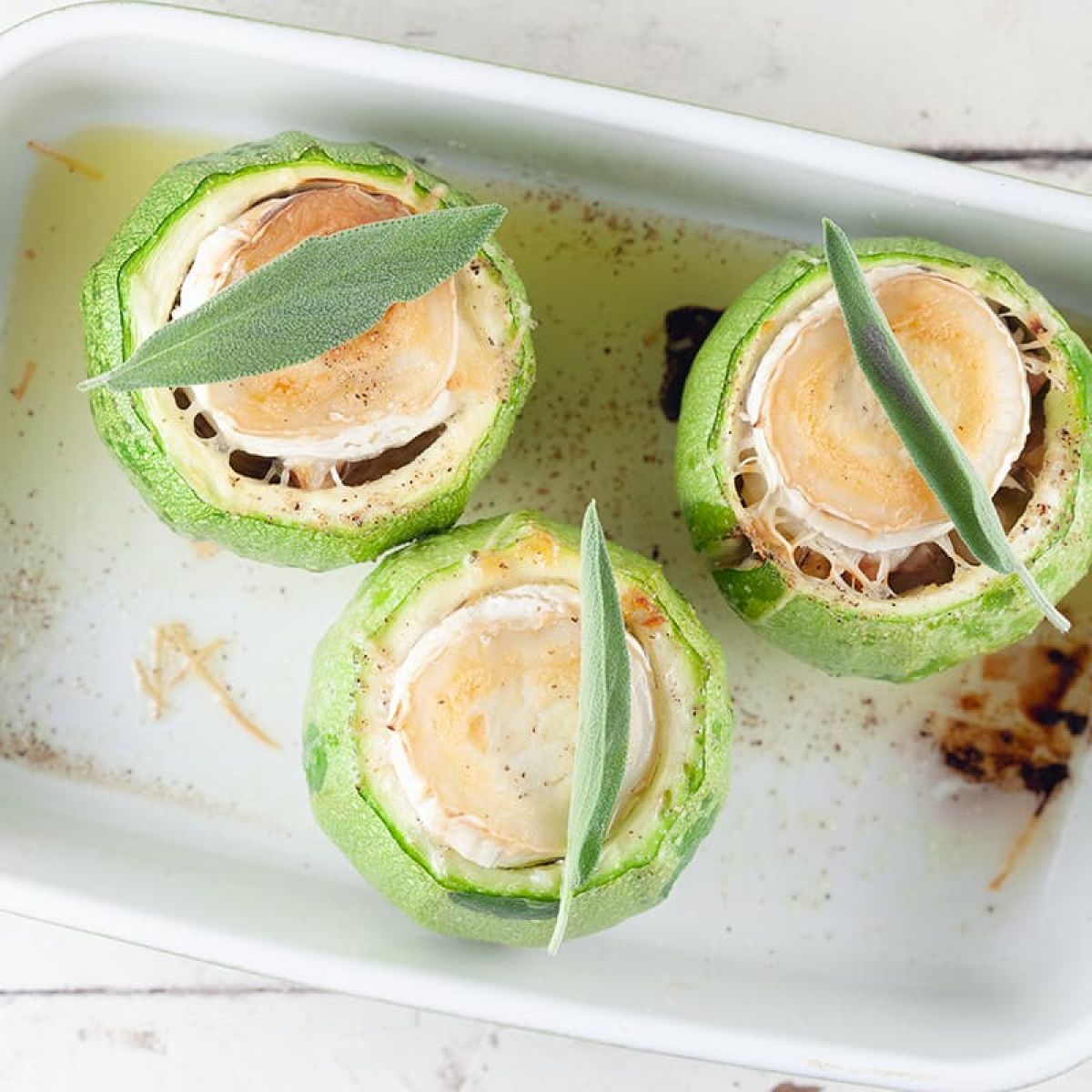 Gevulde courgette met geitenkaas
