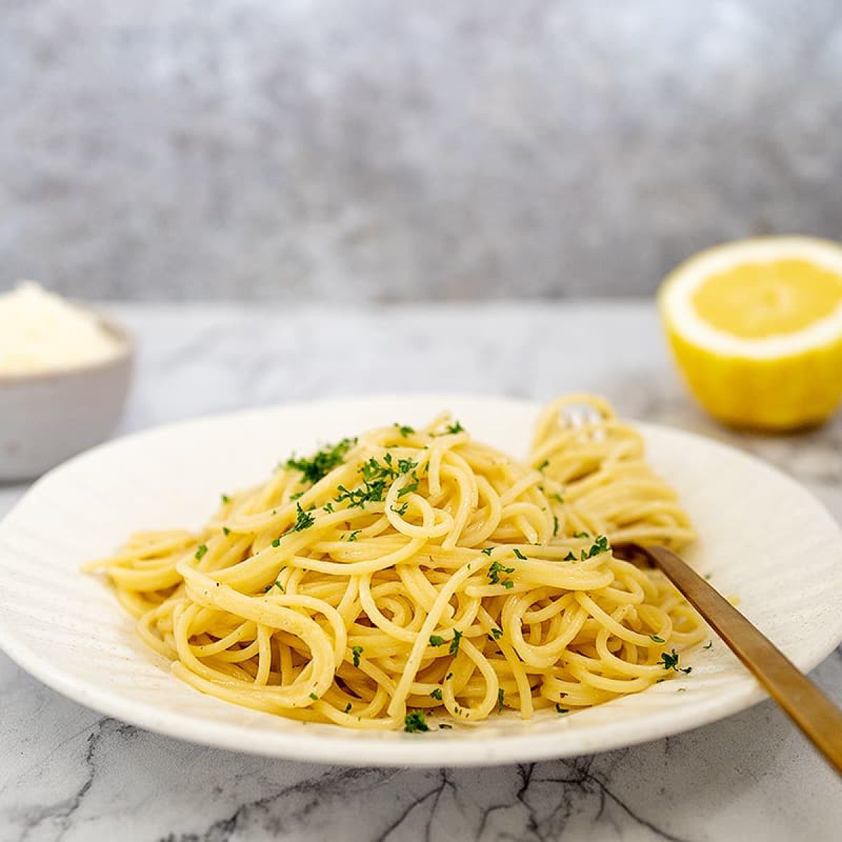 Pasta al limone - pasta met citroen