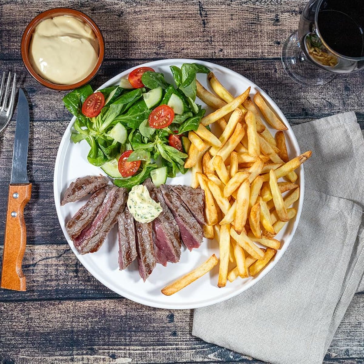 Steak frites is een klassieker uit de Franse keuken