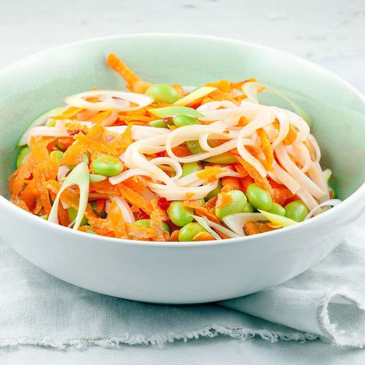 Noedelsalade met edamame
