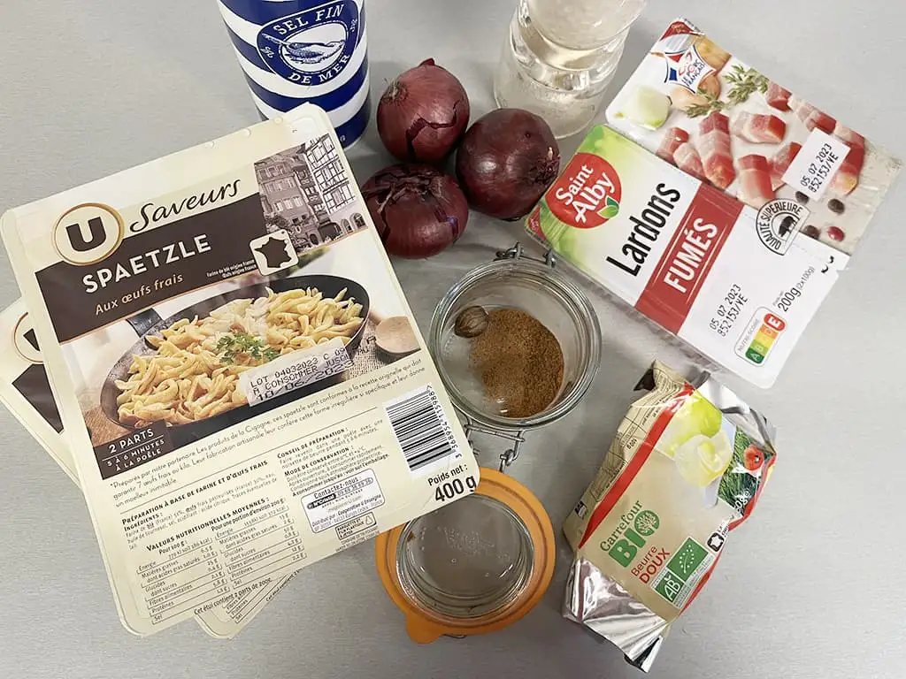 Spätzle met spek en ui ingrediënten