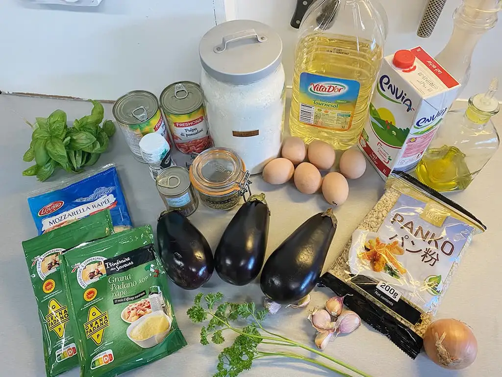 Parmigiana van gefrituurde aubergines ingrediënten