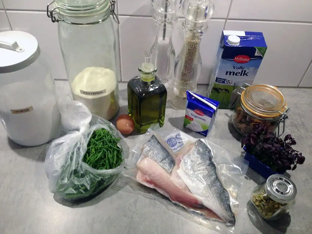 Dorade met verse pasta en zeekraal ingrediënten