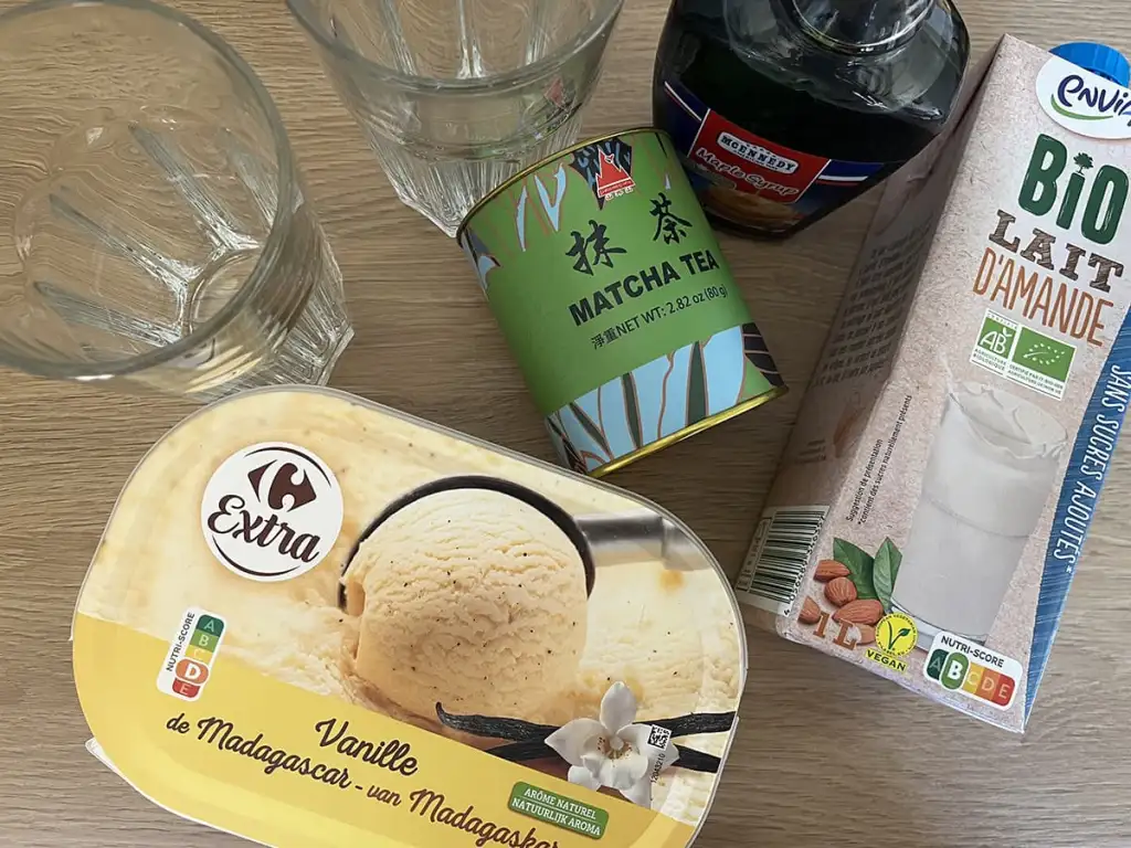 Iced matcha latte ingrediënten