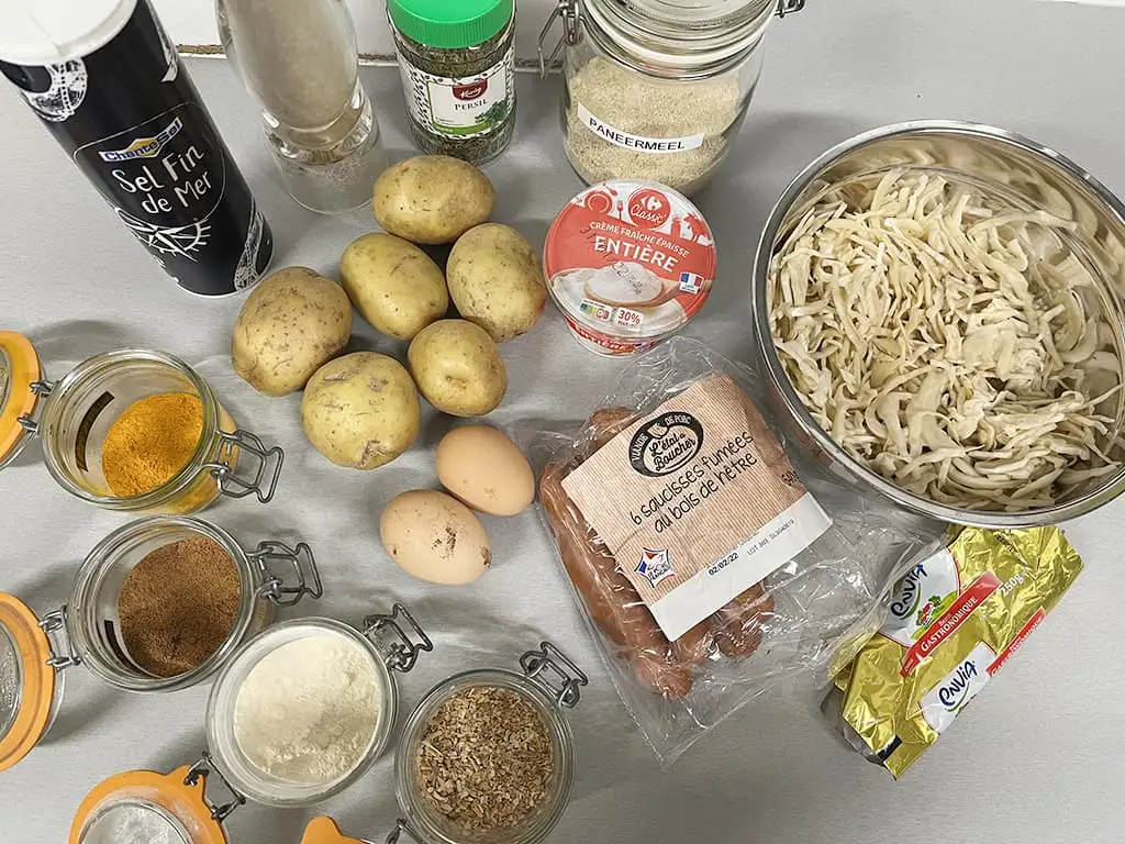 Zuurkoolschotel met rookworst ingrediënten