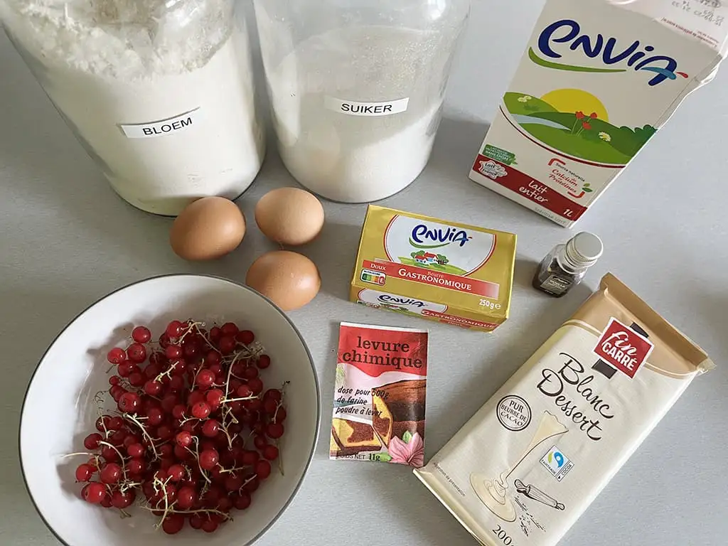 Madeleines met aalbessen ingrediënten