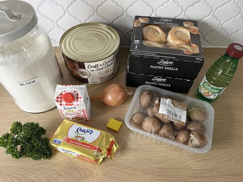 Pasteitjes met eend en champignons ingrediënten