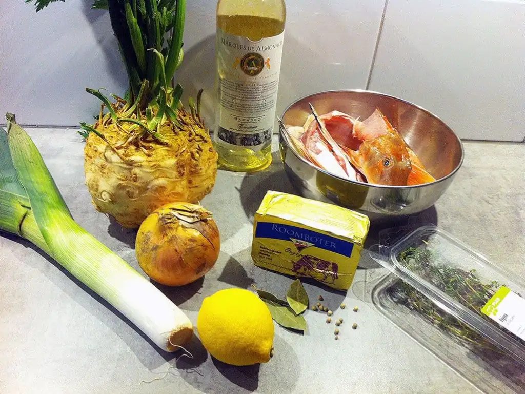 Zelf visbouillon maken ingrediënten
