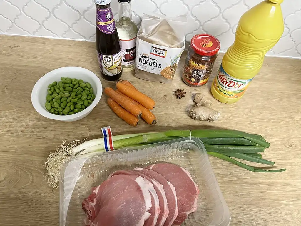 Zha Jiang Mian ingrediënten