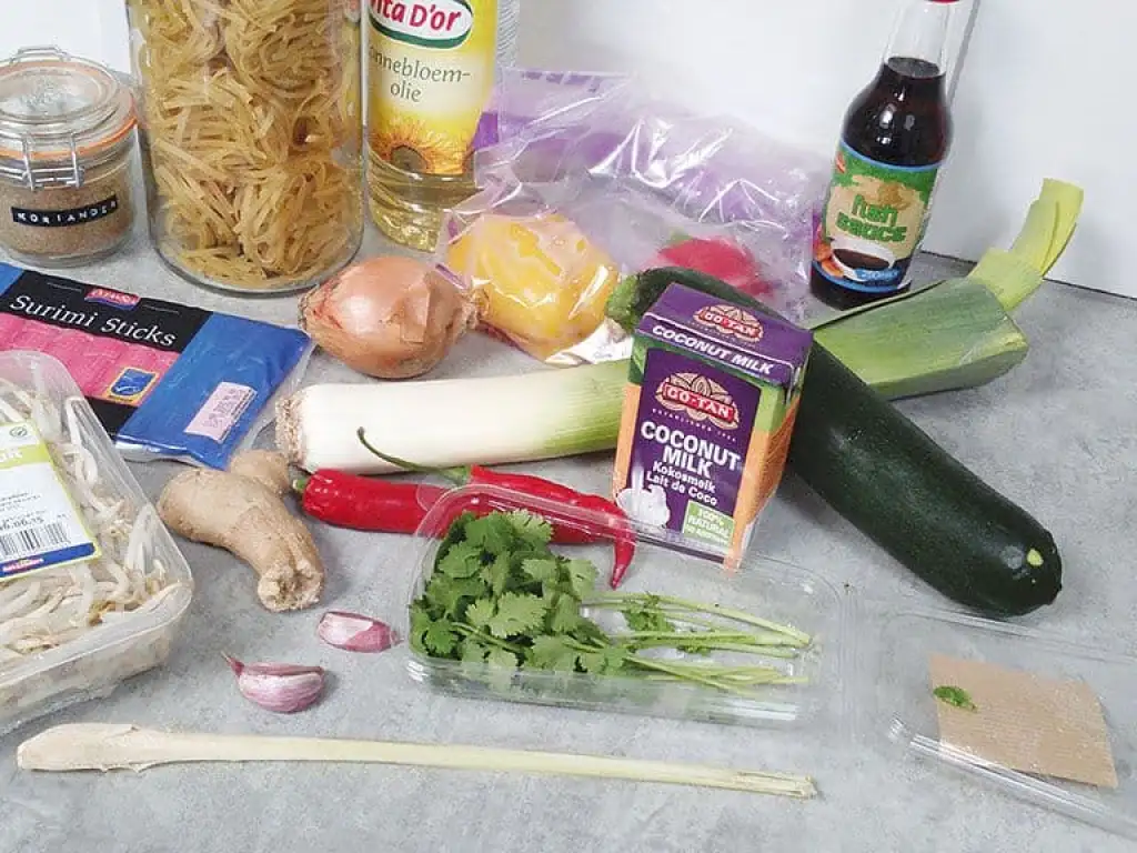 Surimi met groente uit de wok ingrediënten
