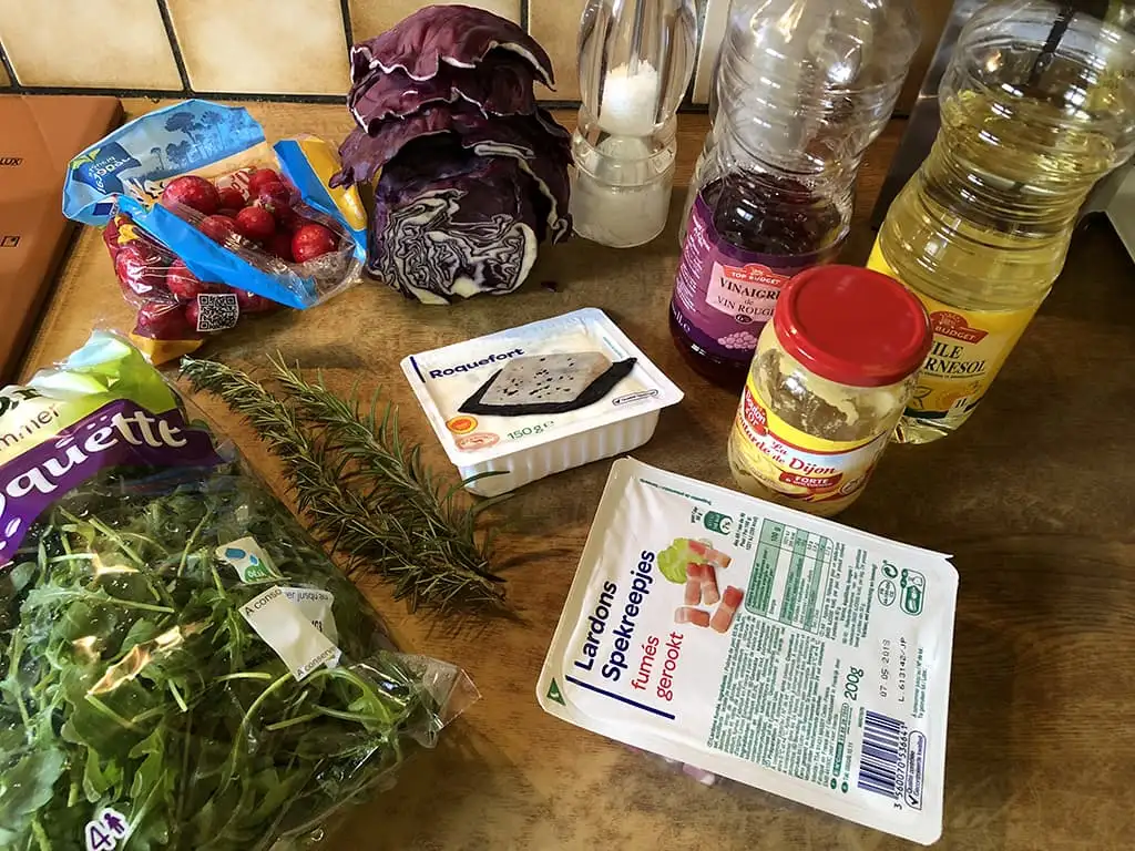 Gebakken rode kool salade met blauwe kaas ingrediënten