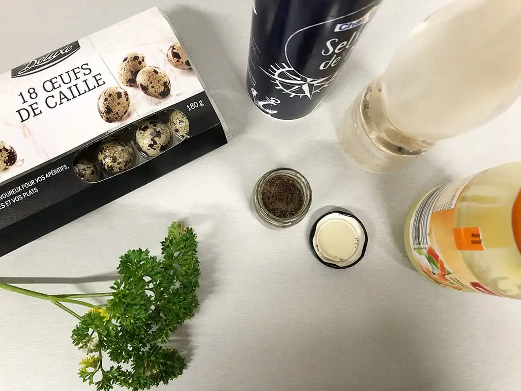 Gevulde kwarteleitjes met truffel ingrediënten