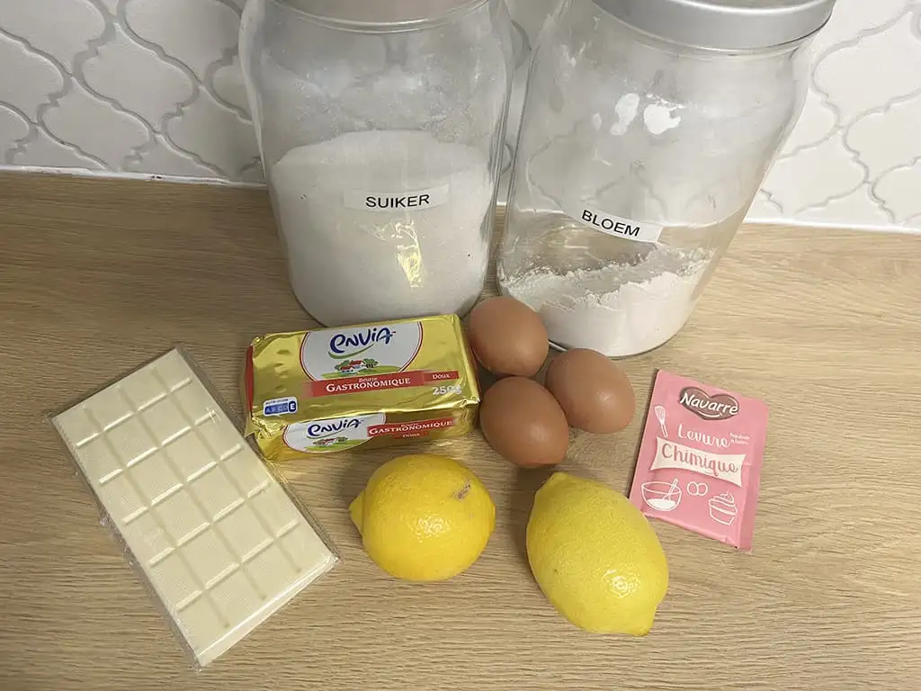 Citroencake met witte chocolade ingrediënten