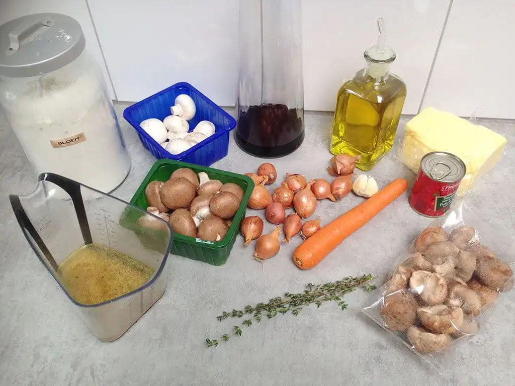 Vegetarische champignon Bourguignon ingrediënten