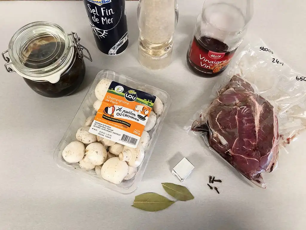 Stoofvlees met appelstroop en champignons ingrediënten