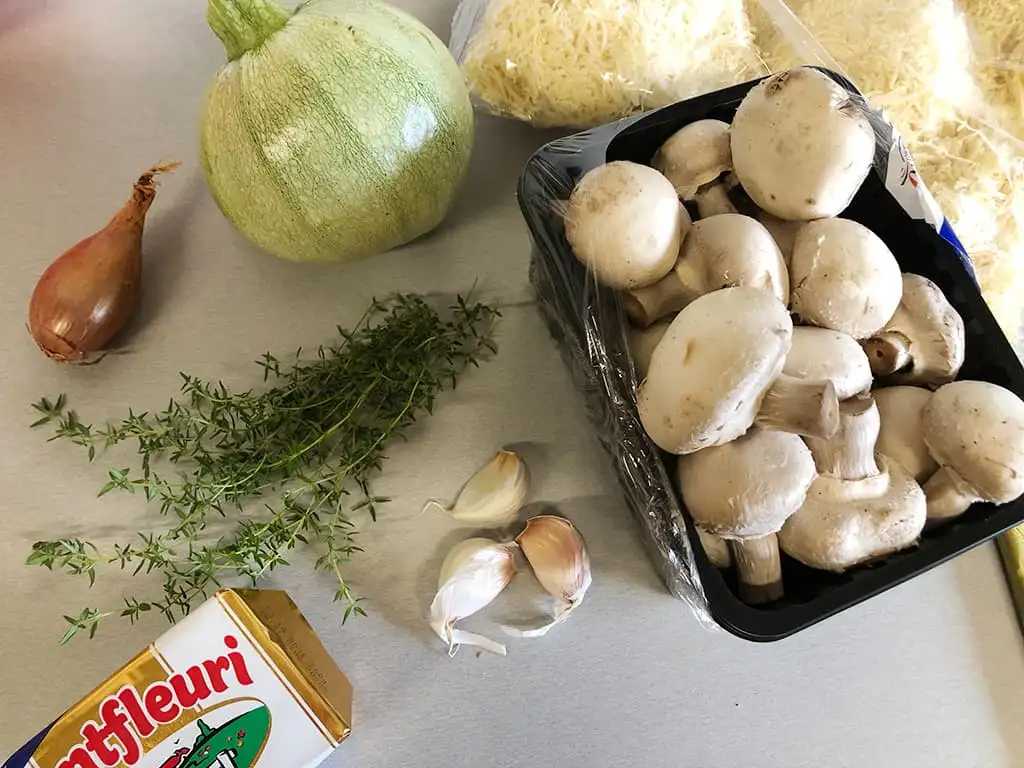 Gevulde courgette met knoflook champignons ingrediënten