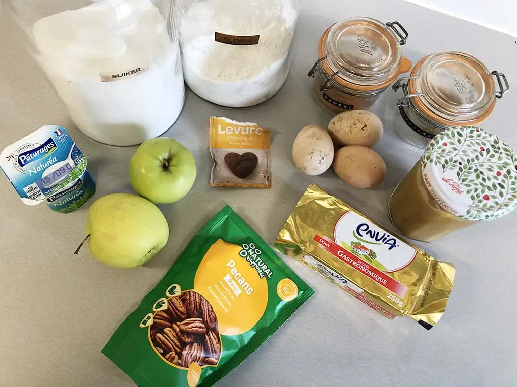 Appelcake met kaneel ingrediënten