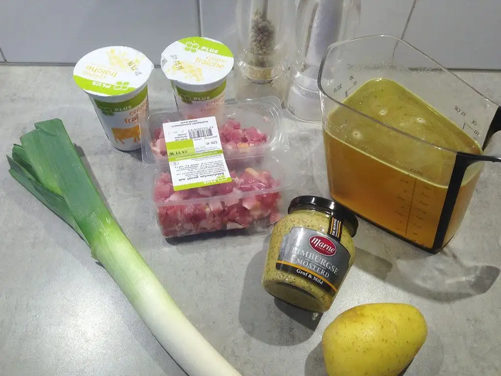 Limburgse mosterdsoep met prei ingrediënten