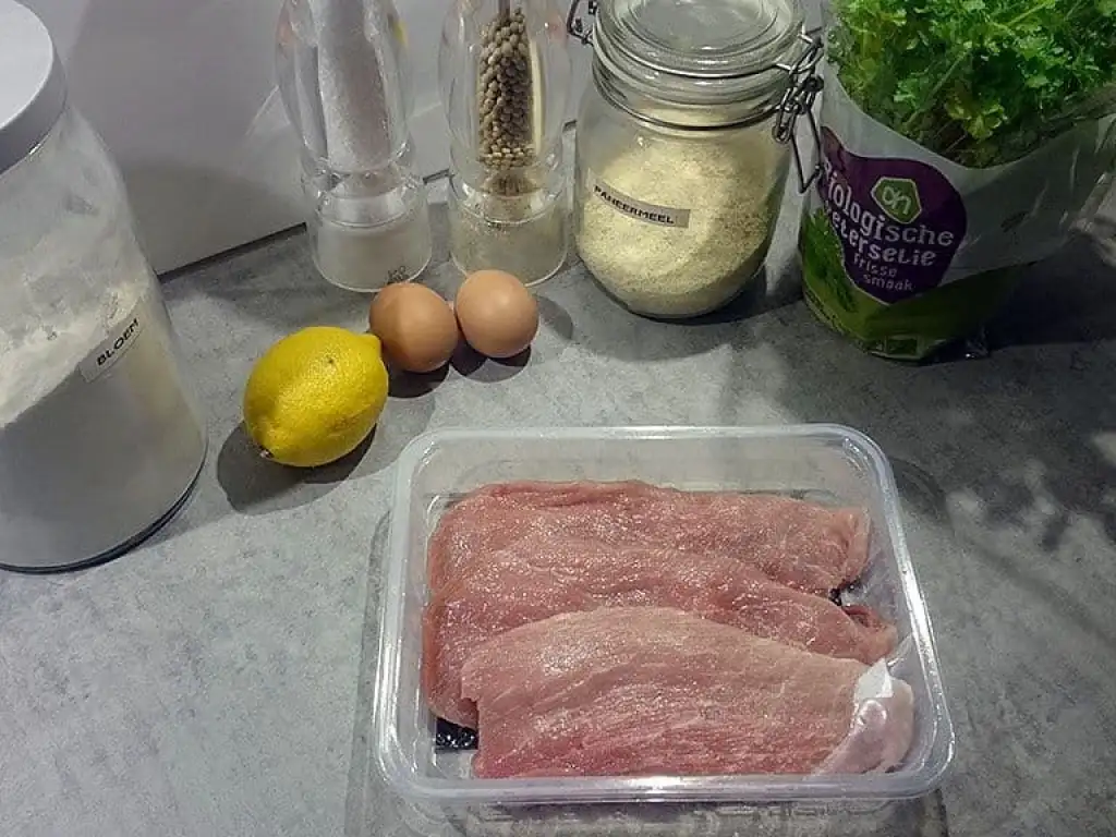 Traditionele Duitse schnitzel ingrediënten