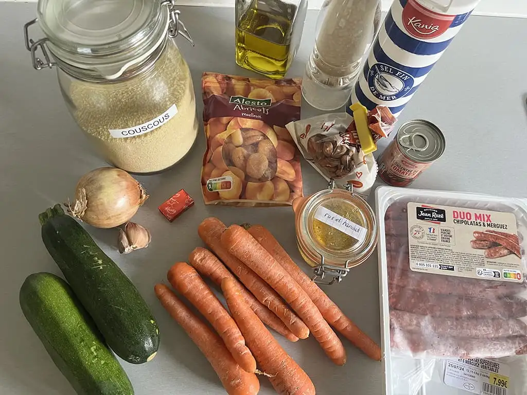 Couscous met groenten en worstjes ingrediënten