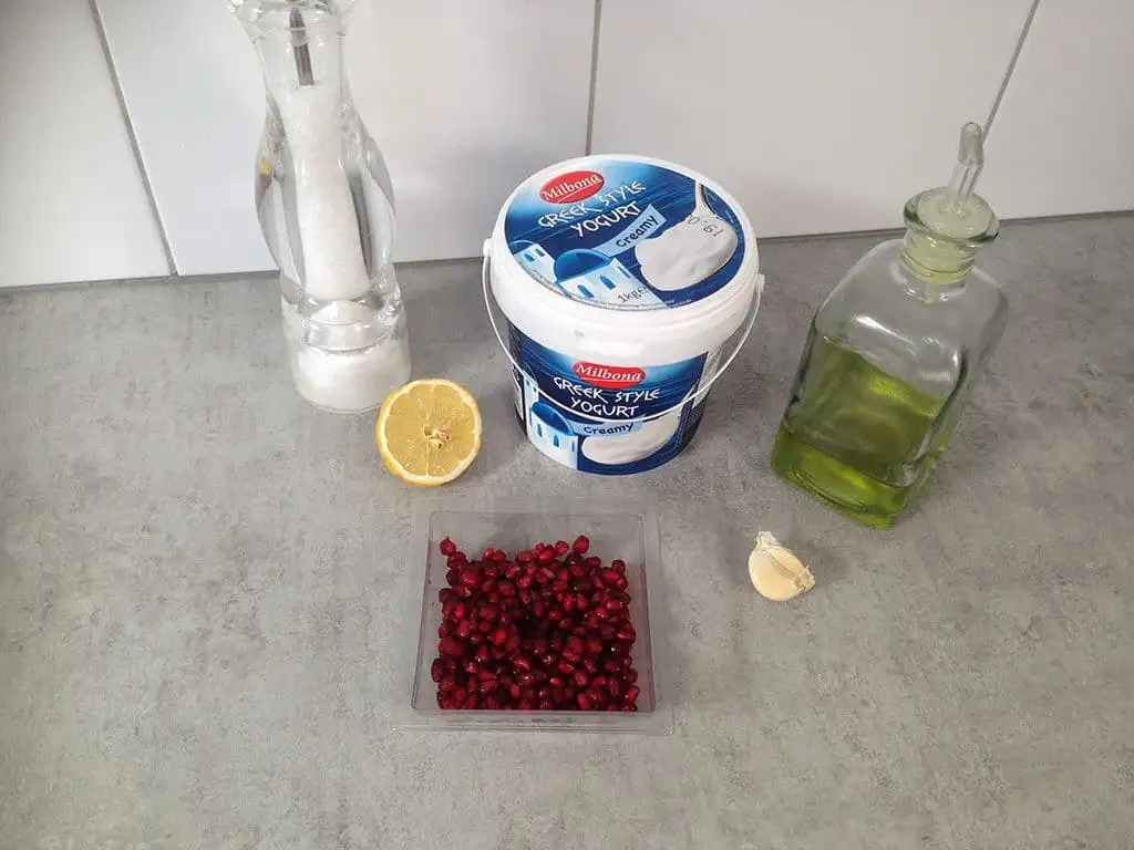 Labneh met knoflook en granaatappel ingrediënten