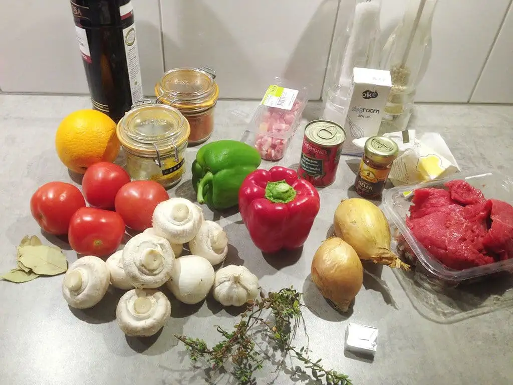 Camarenga bief stoofschotel ingrediënten