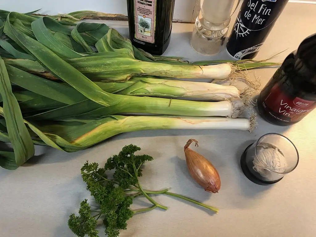 Poireaux vinaigrette - Prei met vinaigrette ingrediënten