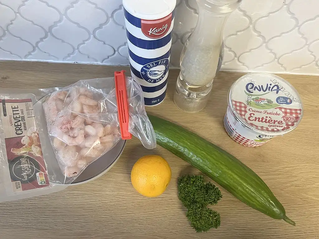 Komkommerhapjes met garnalen ingrediënten