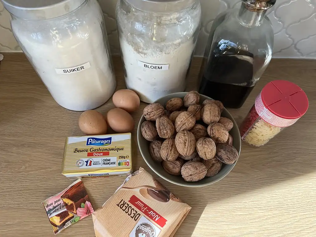Walnotencake met walnotenlikeur ingrediënten