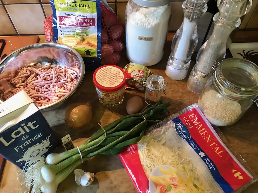 Gehaktballen met aardappels en bechamelsaus ingrediënten