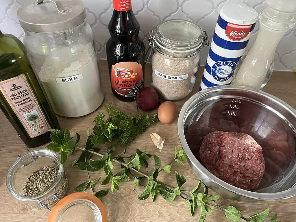 Keftedes - Griekse gehaktballetjes ingrediënten